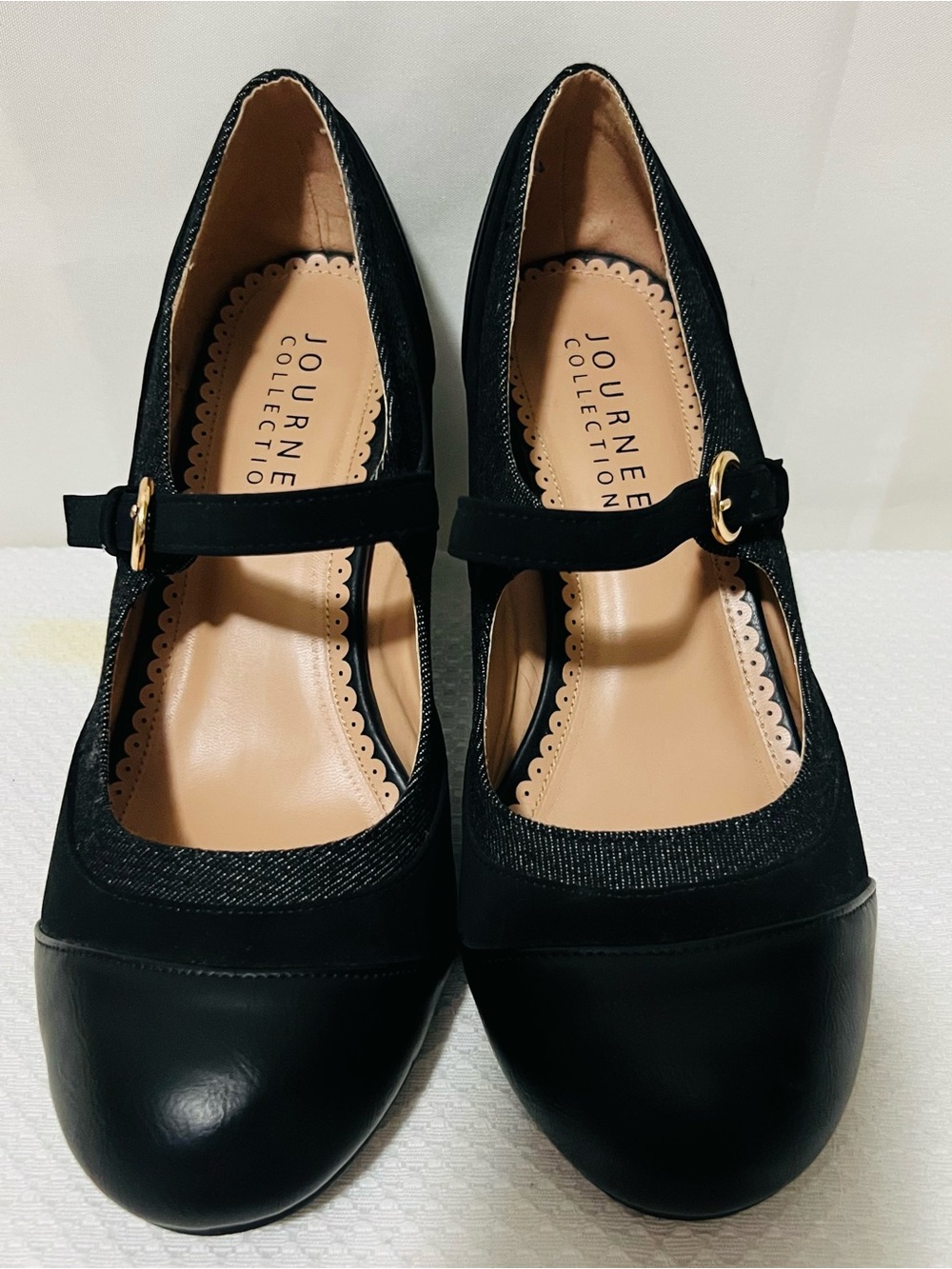 Women’s Journee Collection Black Mary Jane Block Heels Size 9 1/2